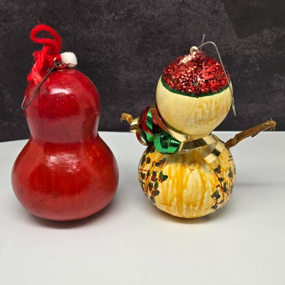 Vintage Snowman and Santa Christmas Gourd Ornaments, Hand Painted, Signed 1990s - Picture 3 of 7
